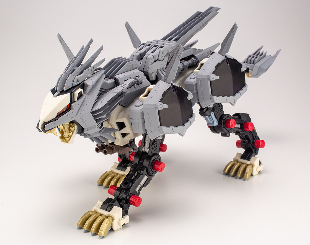 EZ-054 ライガーゼロイクス」も堂々の原型完成！ お手持ちの「EZ-054