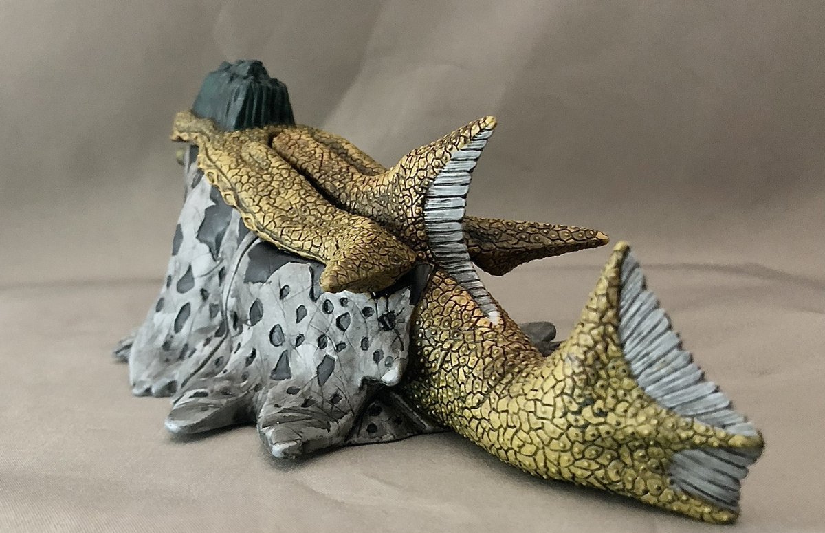 巨大顎怪獣スキューラのソフビをリペイントしました！！ 超時空の大