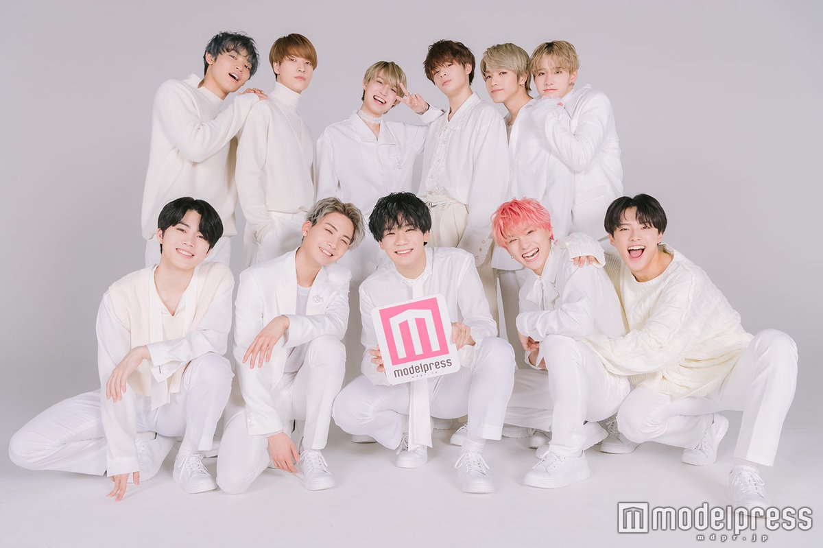 このツイートをRT✨】 JO1の直筆サイン入り色紙＆チェキを3名様へ