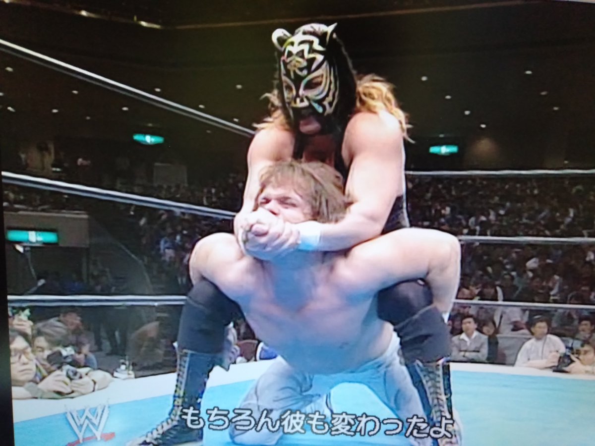 久々にクリス・ベノワのDVDを観てますが、新日本プロレスの映像がWWEの