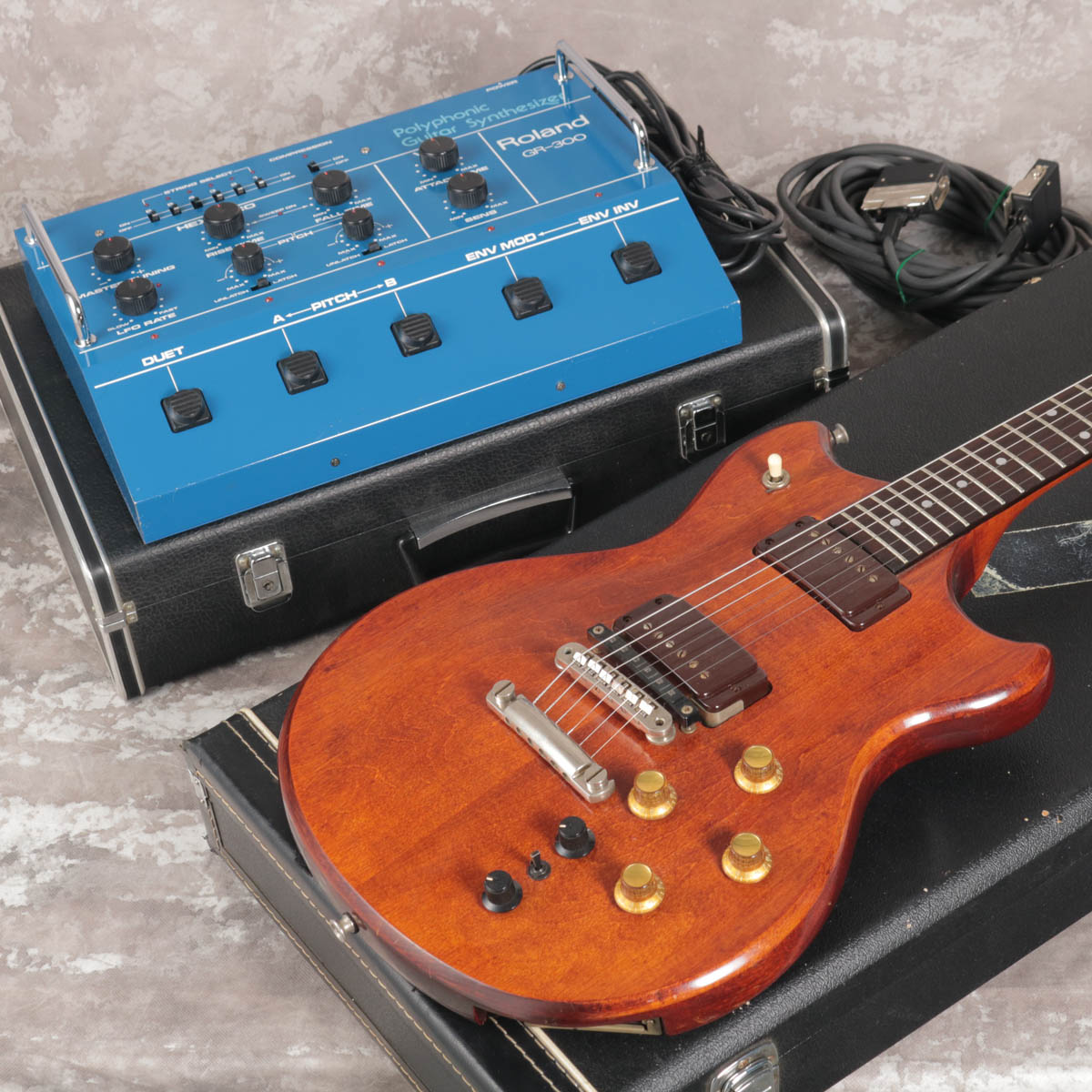 中古ギター】激レア！Roland ヴィンテージ・ギターシンセ＆ギターが2