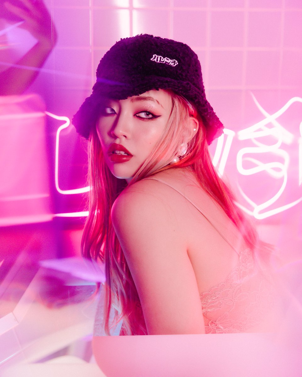 ちゃんみなグッズ着画公開！】 ニューアルバム『ハレンチ』をモチーフ