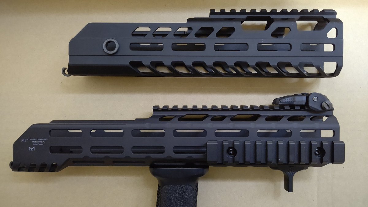 よっこいしょ。SIG MCX VIRTUSハンドガードとMI比較です。 通常10.5