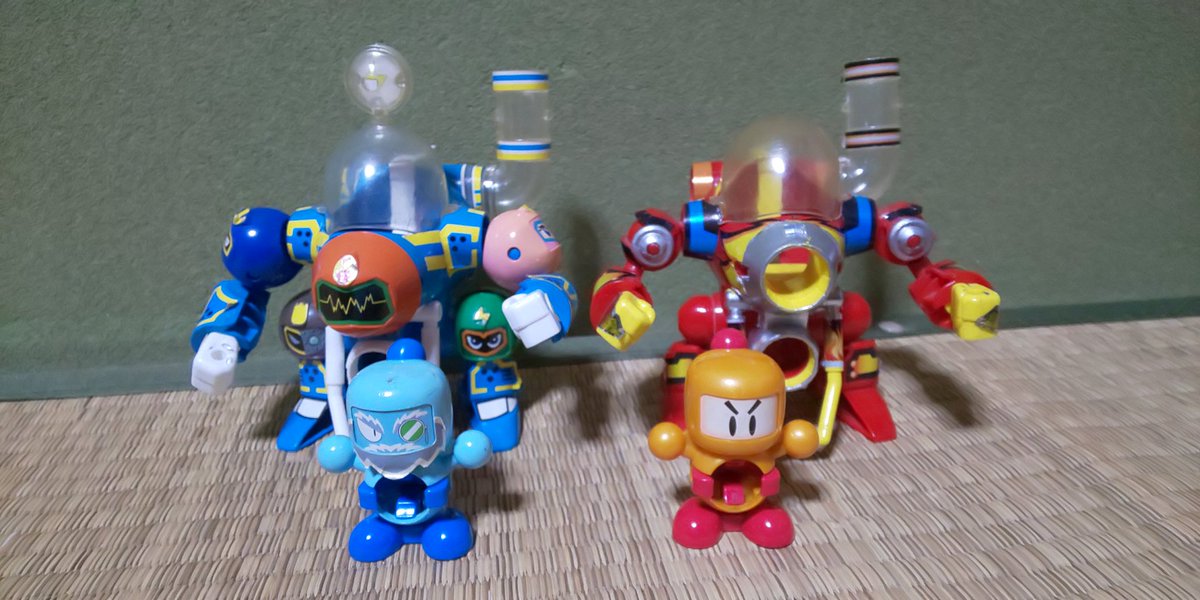 昨日届いたビーダマン、ガッタイダーとフレアボンバーアーマーです