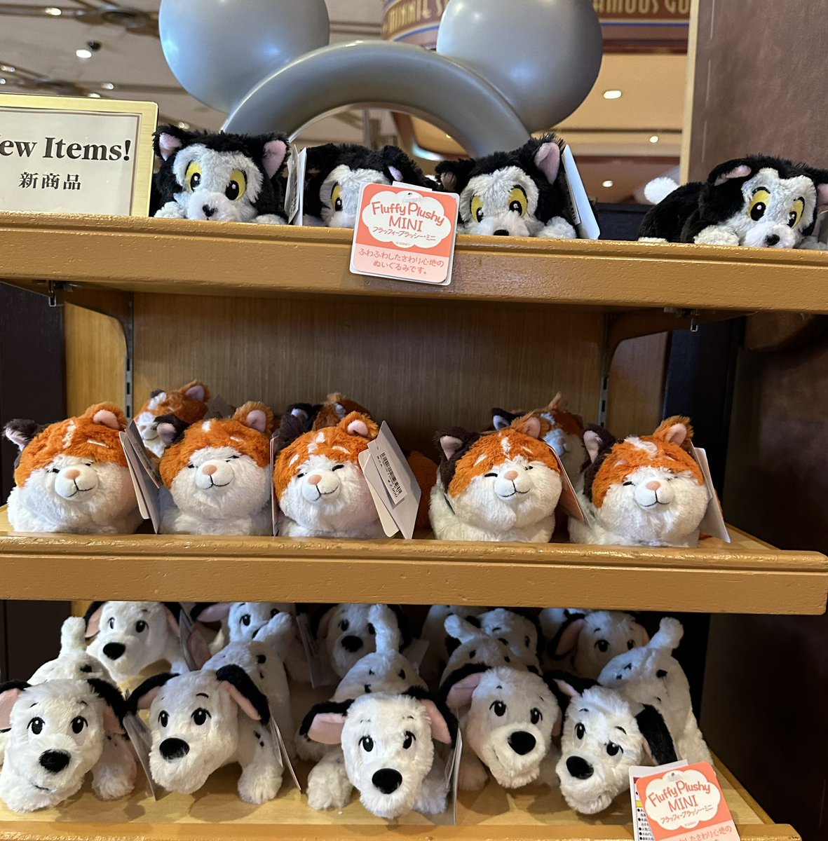 ピーター•パンの『チクタクワニ』のぬいぐるみバンド,フック船長と