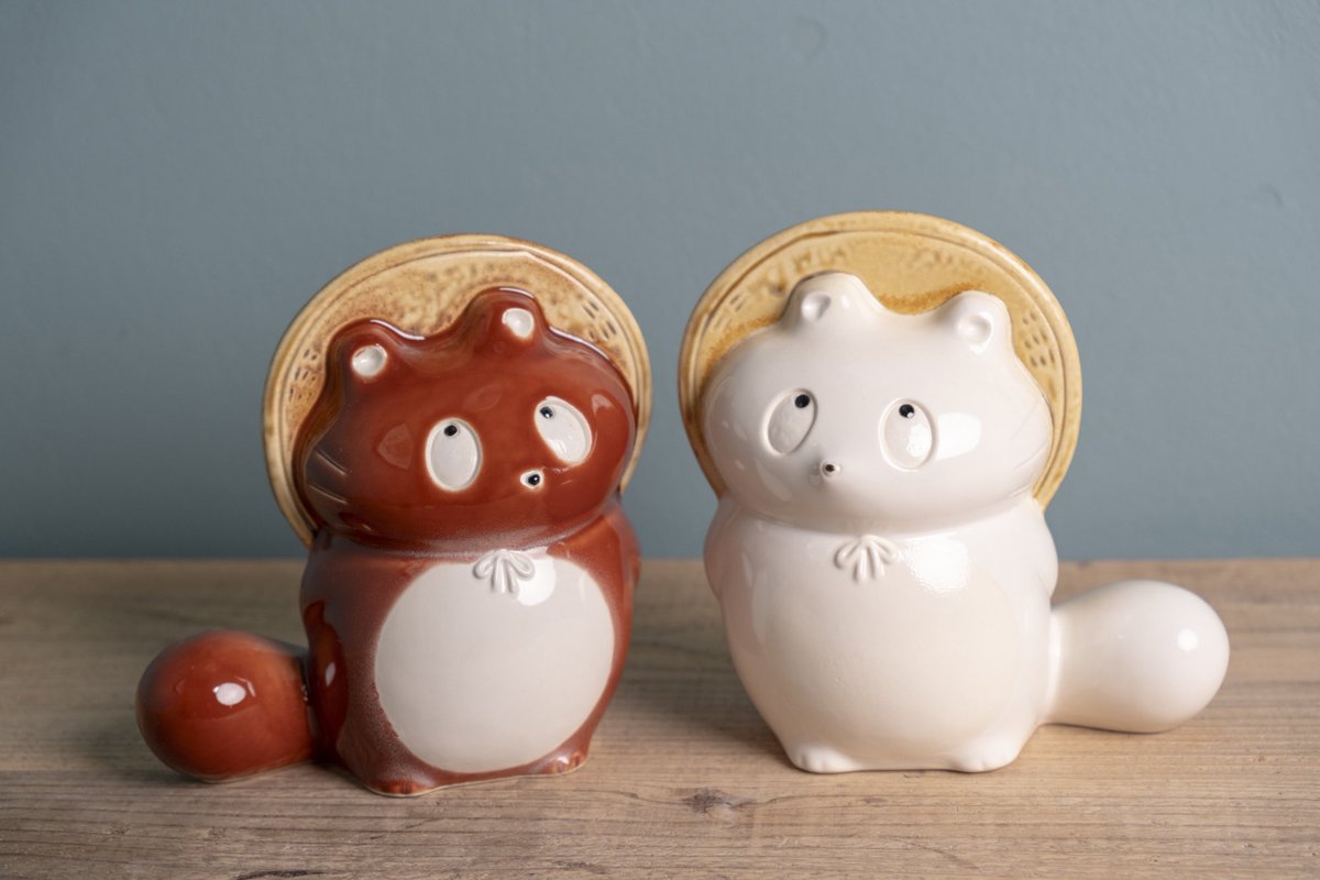 お知らせ】 本日21時より、たぬきの置物『ぼんやり子だぬき』を