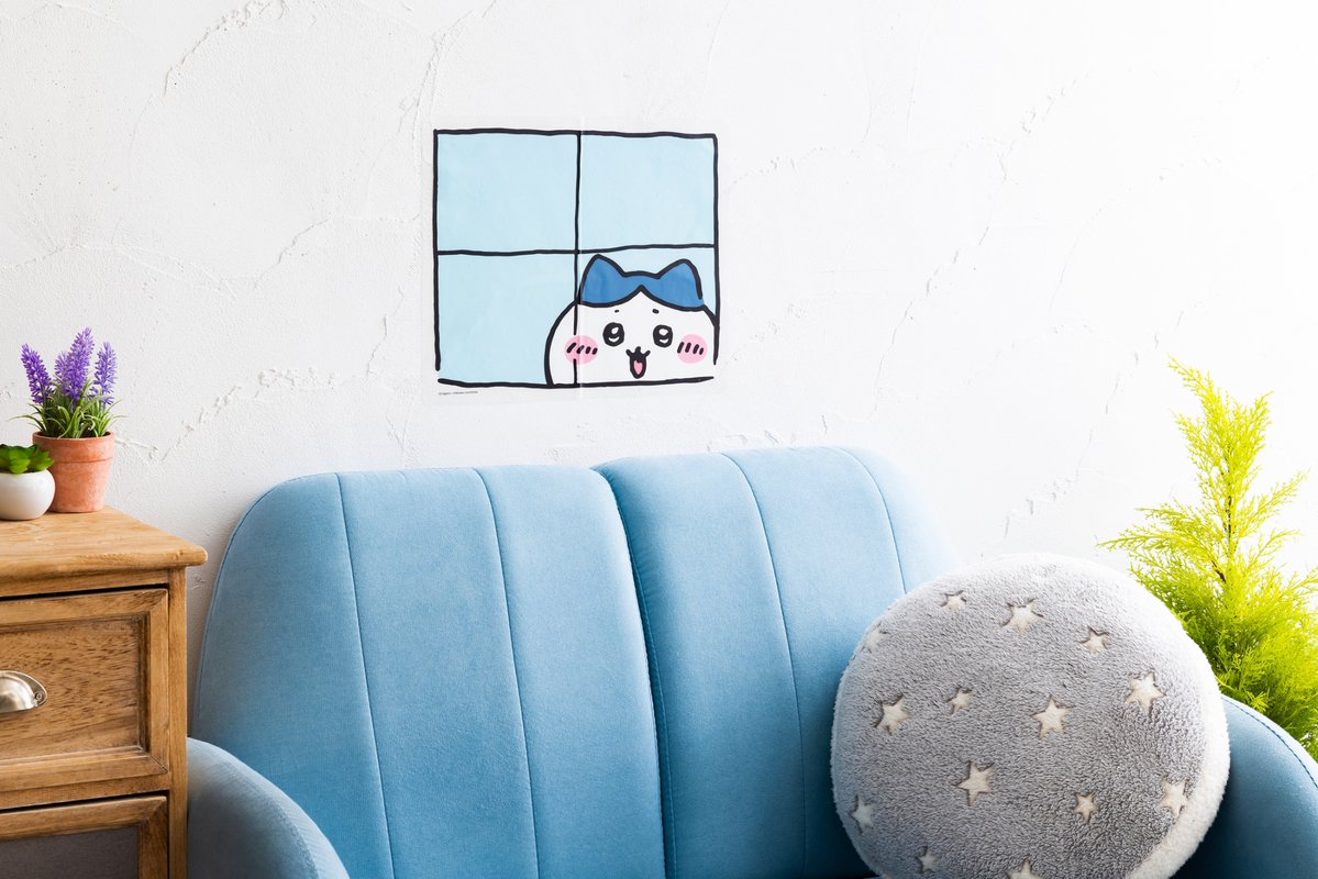 新発売／ 『ウォールステッカー』 （窓から覗くちいかわ / 窓から覗く