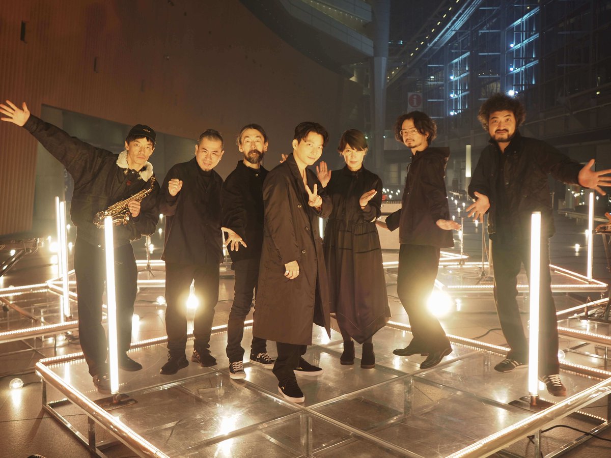 星野源の私服 「紅白歌合戦2019」で着用していた衣装です。 ボリューム