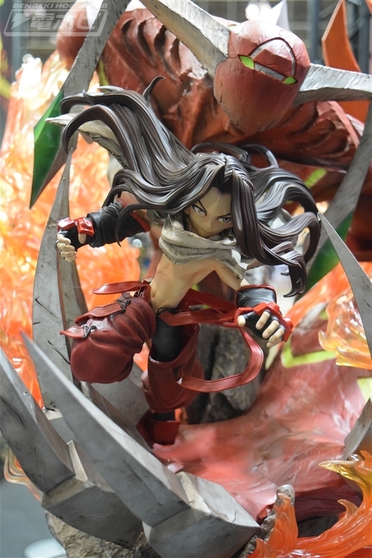 SHAMAN KING』麻倉葉、ハオのスタチューフィギュアが展示