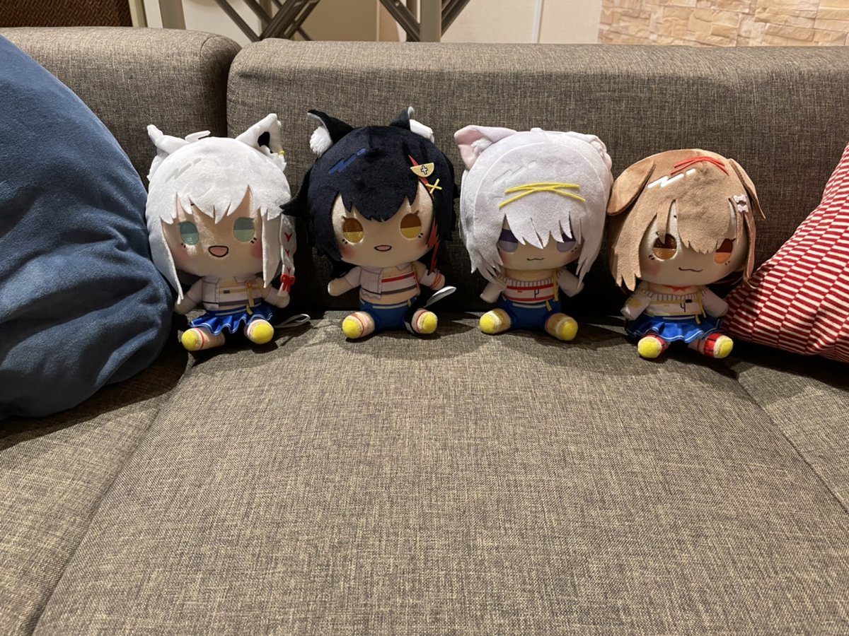 📢限定グッズ販売中‼ ＼ もっちもちが気持ちいい💗「#ホロライブ