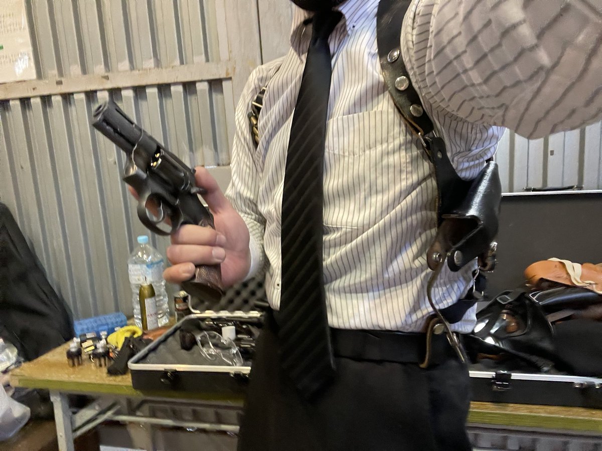 冷たく光る銃 #あぶない刑事 #大下勇次 #セクシー大下 #コルトパイソン