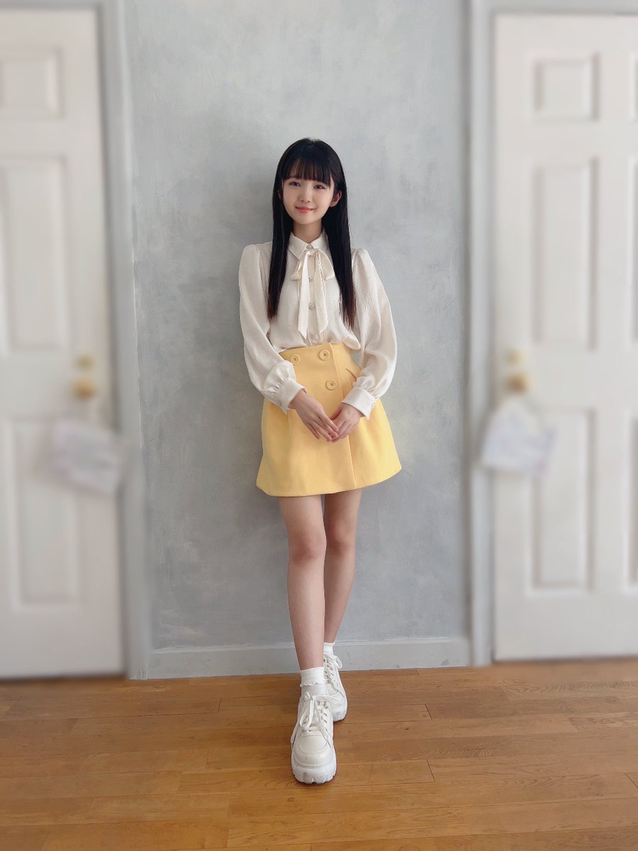 LOVE 11thシングル「あの子コンプレックス」スペシャルプレゼントに