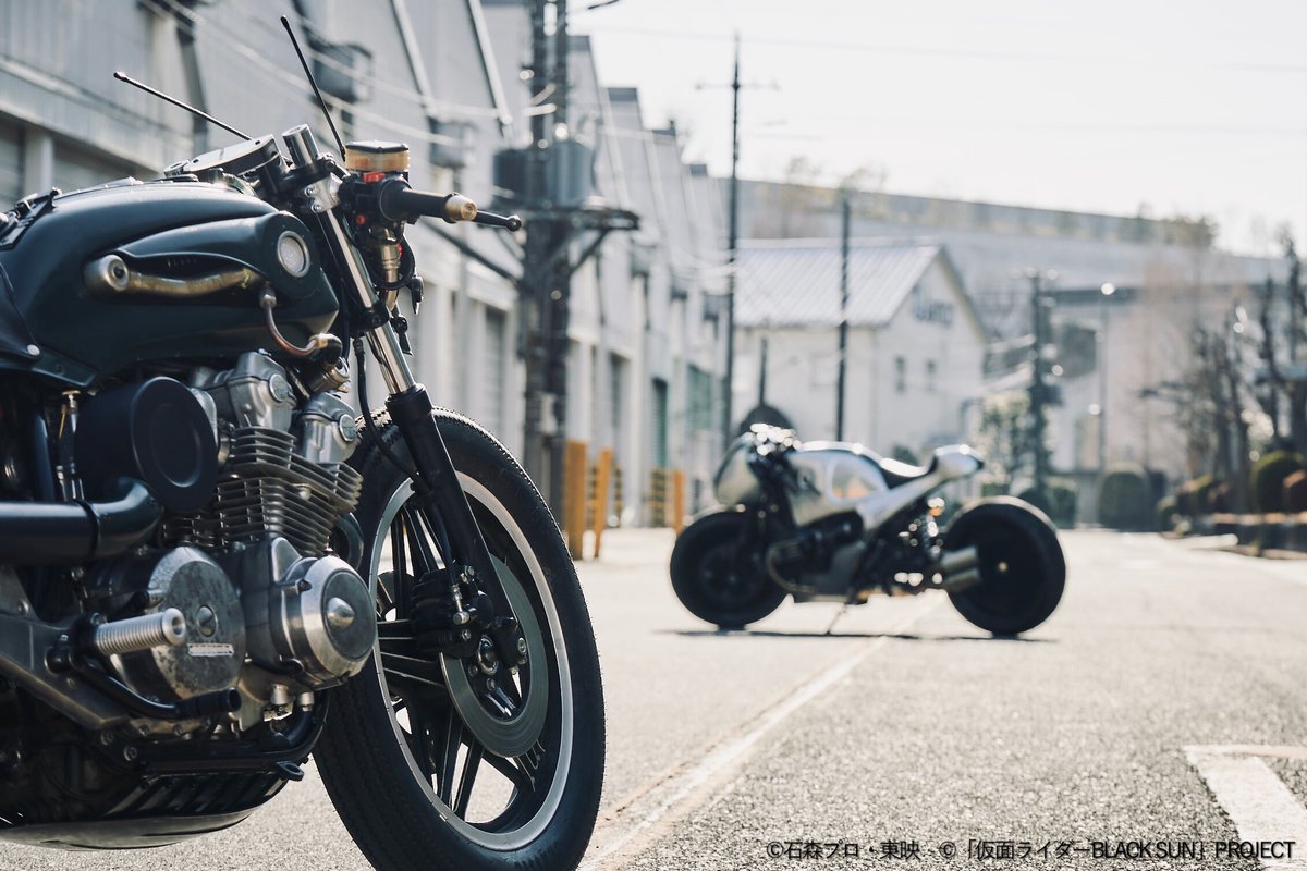 仮面ライダーBLACKSUN の一コマ #バトルホッパー ＆ #ロードセクター