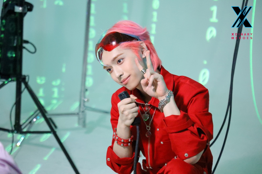 Xdinary Heroes HELLO,WORLD！ラキドロ　ガオン Xdinary Heroes <Hello, world!> Extraordinary Teaser #가온 #Gaon