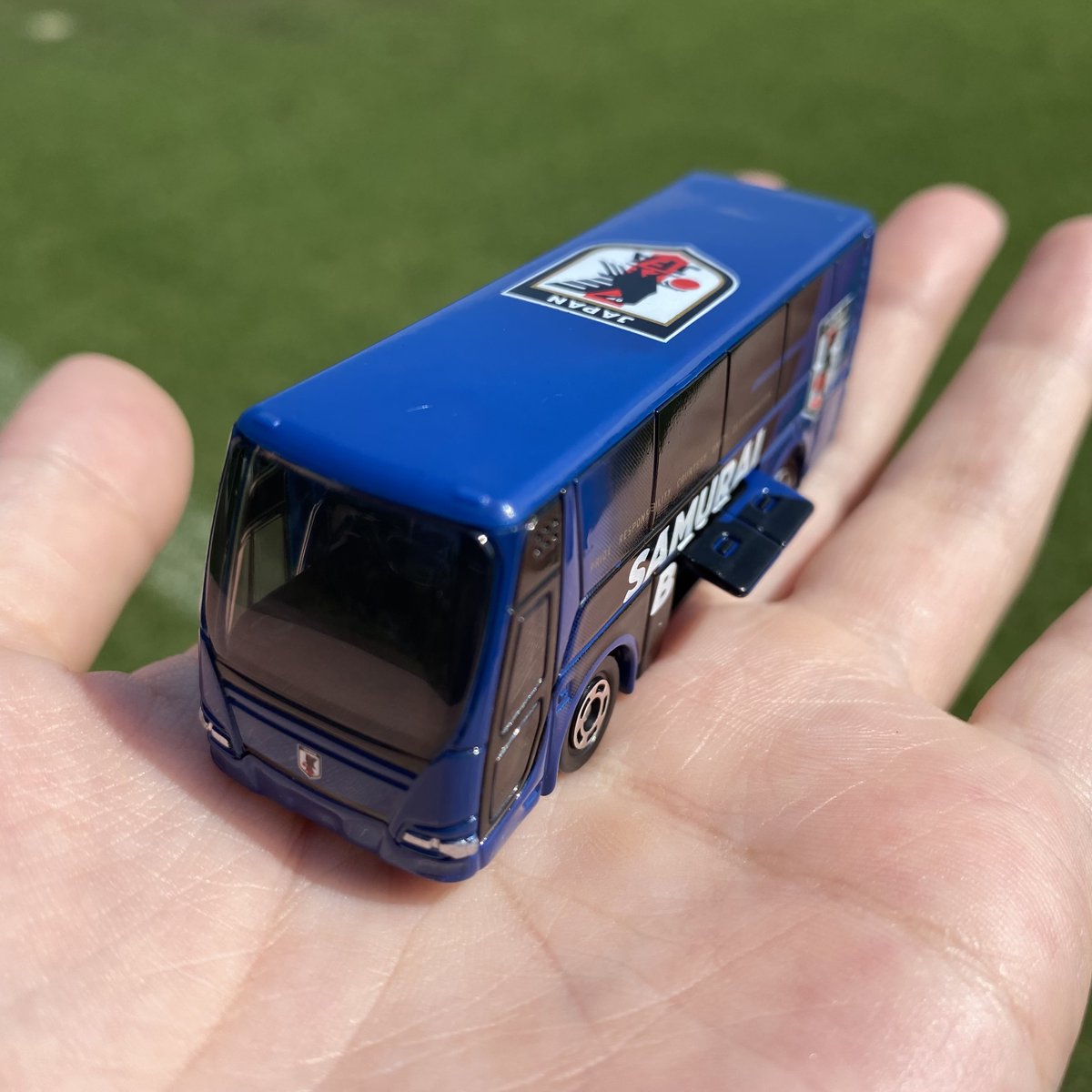 ⚽新商品⚽『トミカ サッカー日本代表 オフィシャルチームバス JFA's