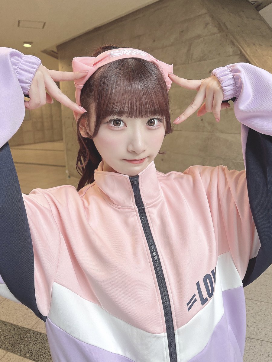 猫耳猫目 🐈‍⬛♡