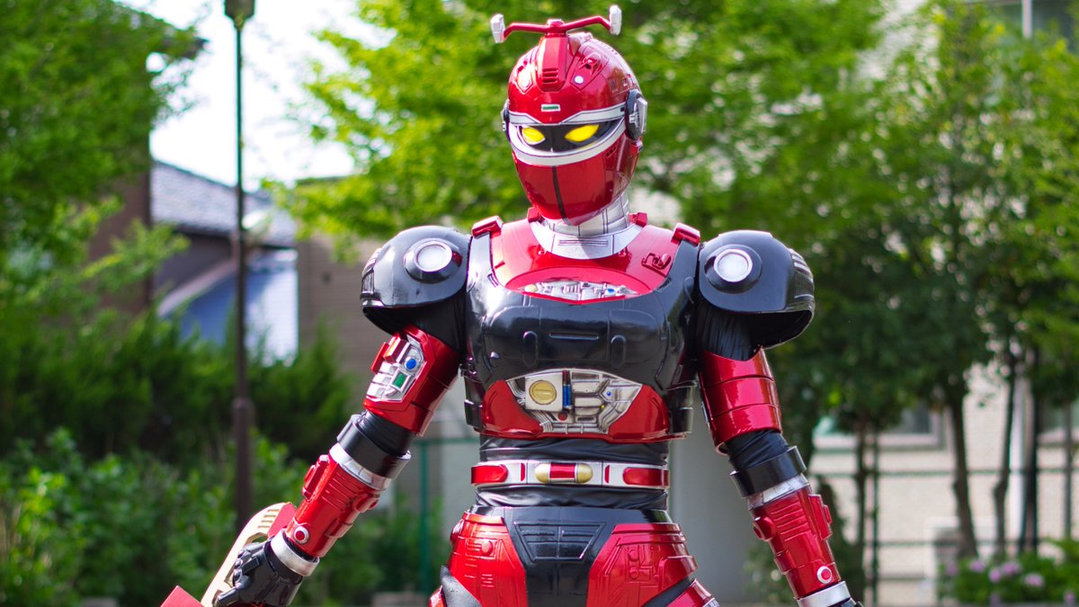 ☆自己紹介ツイート☆ メタルヒーローの憧れと、ステイホームを