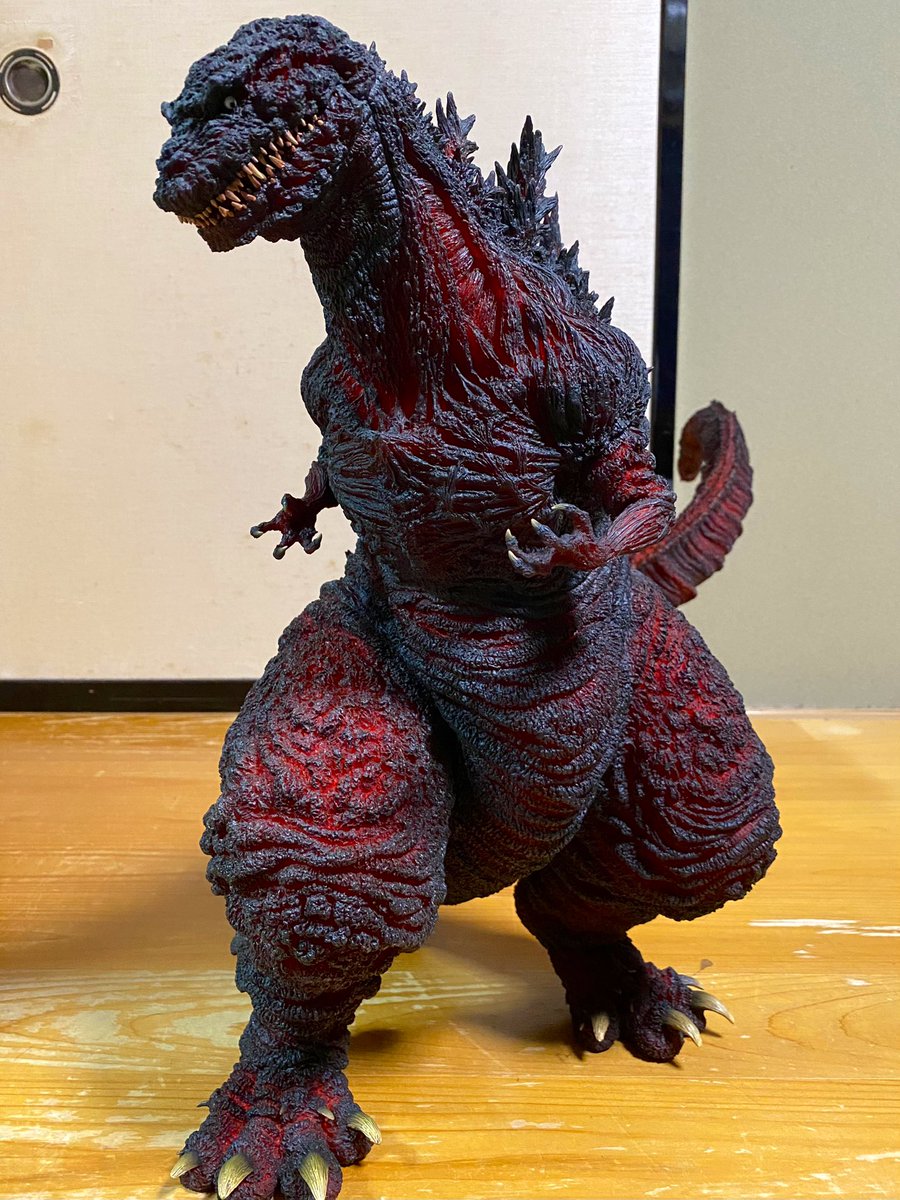 RT @nasgao: ギガンティックゴジラ(2016)レッドクリアverが届いたので