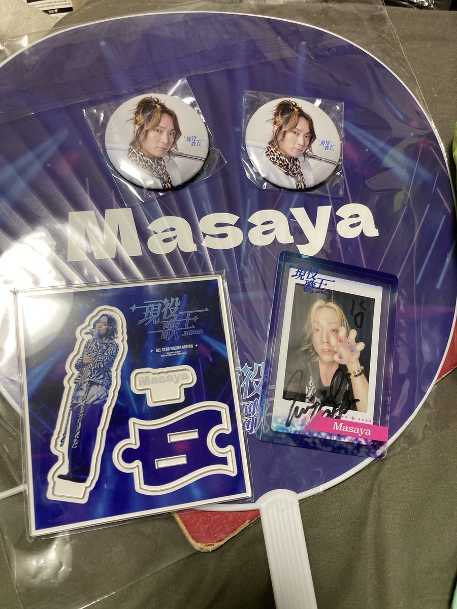 昨日は、仕事終わってからライブ 夜の部に参加しました😆 1番やり