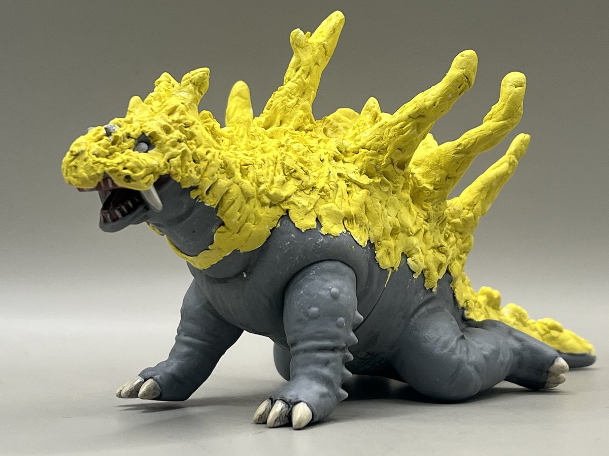 ウルトラ怪獣シリーズ パゴス改造 古代粘菌怪獣エドマフィラを作りまし