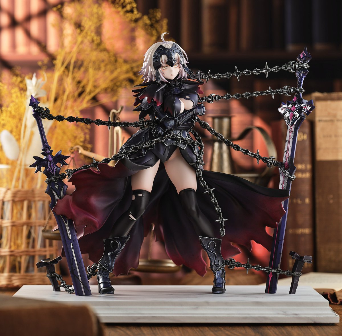 グリズリーパンダさん原型、ジャンヌオルタの展示見本塗装させて