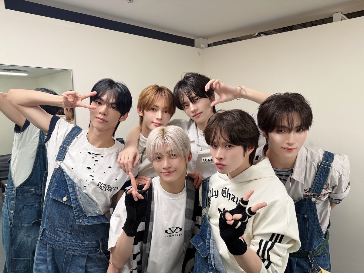 TWS】 TWS 4th Mini Album「play hard」発売記念 HMV『メンバー全員