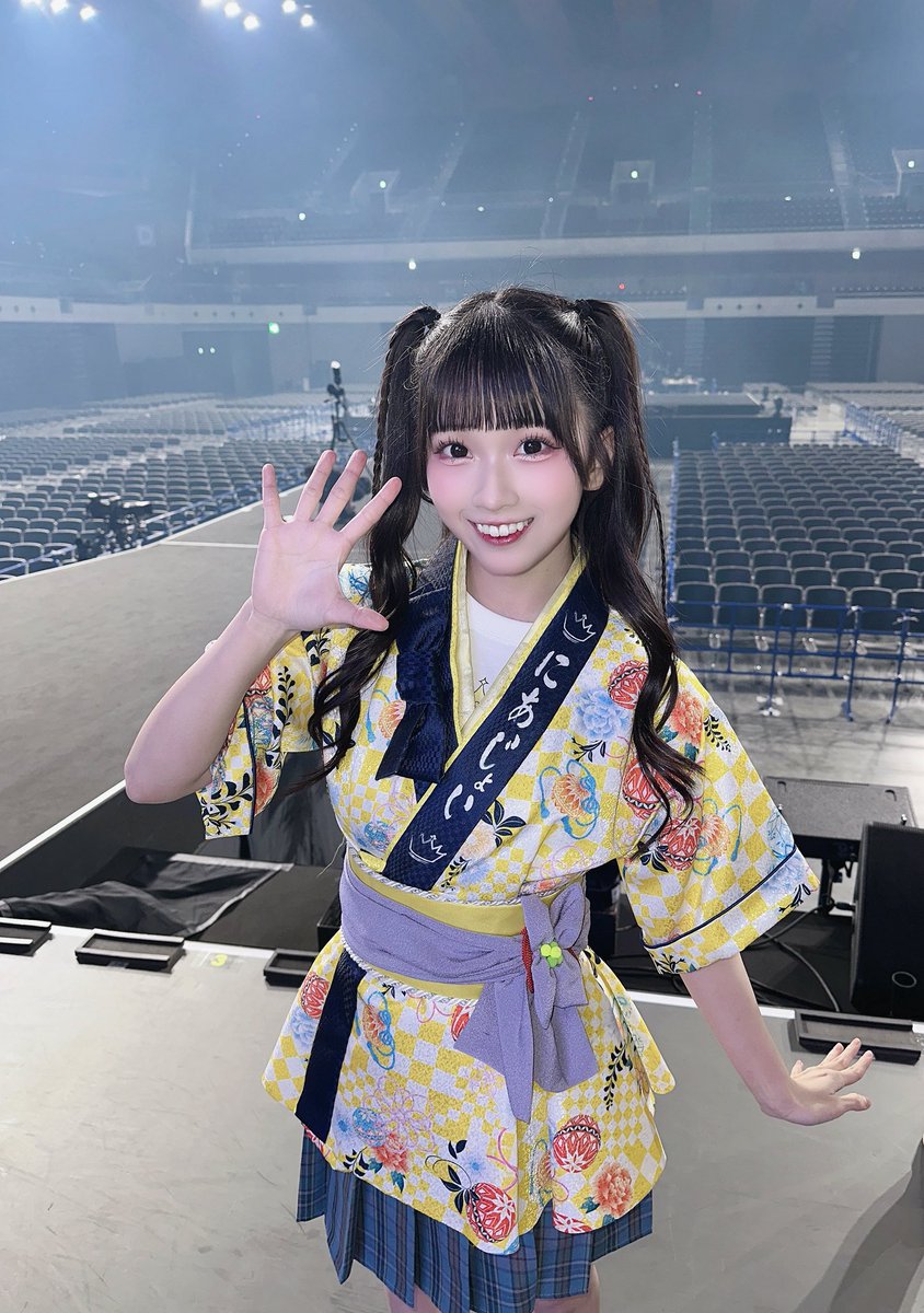 ニアジョイ全国ツアー2025 「Our moon is getting full」 有明公演