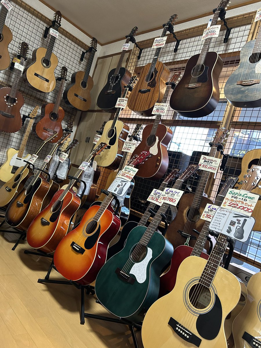 ギター取り揃えてます！】 水戸市の楽器店 クラップです！ これから