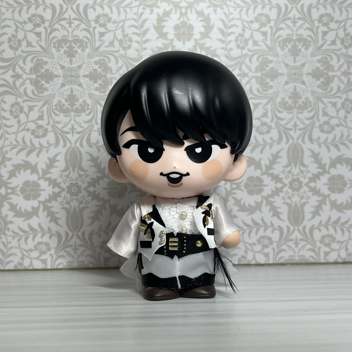 ソフビ舘様の洋服作る手が止まりません…🌹 可愛い可愛い… 今日の生配信