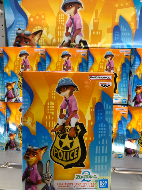 🦊景品情報🐰 【ディズニーキャラクター モニタートップフィギュア