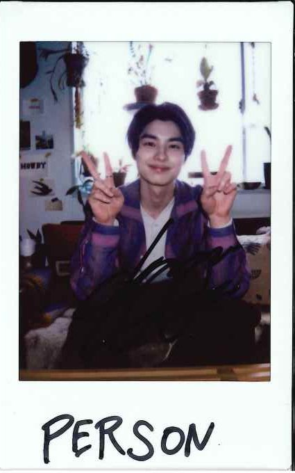 TVガイドPERSON vol.160」好評発売中】 ☆直筆サイン入り生写真