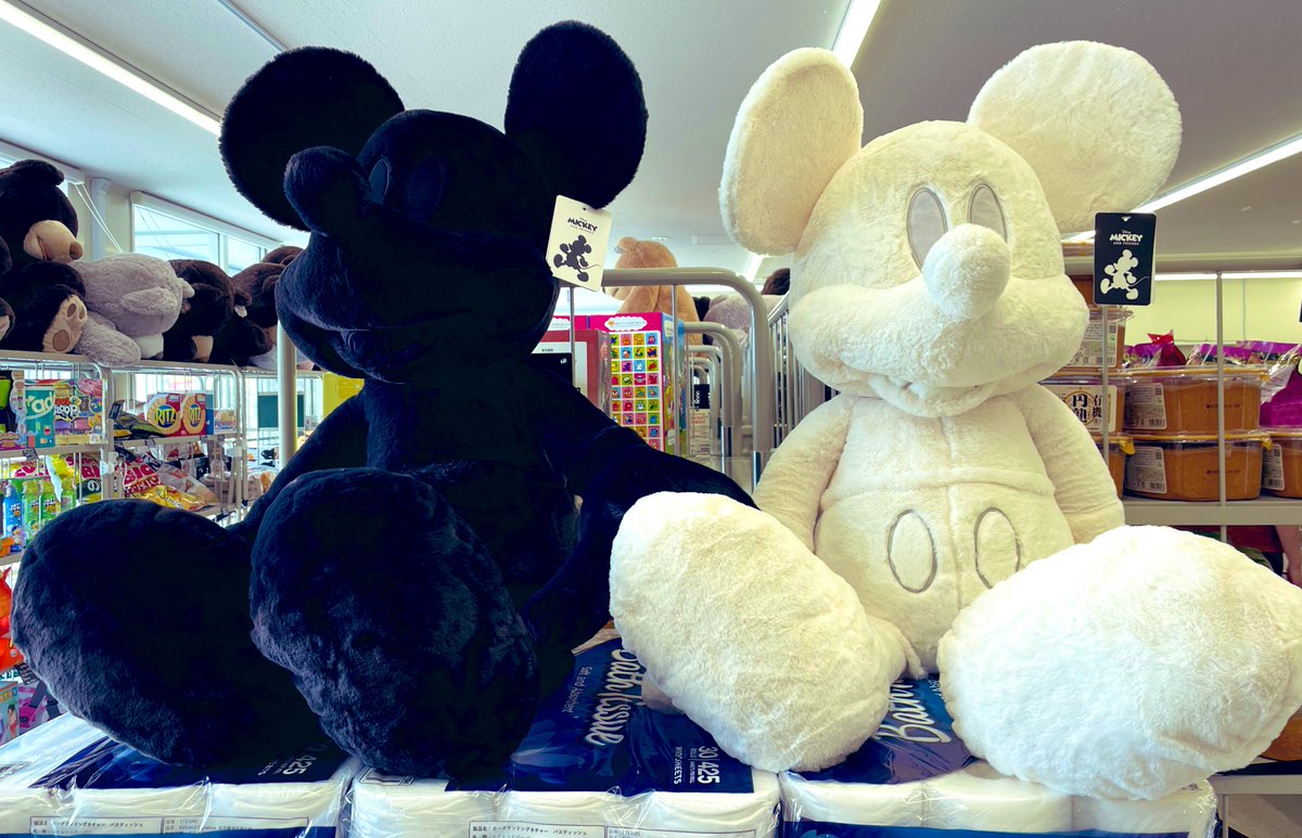 ミッキーマウス入荷しました。かわいい😍