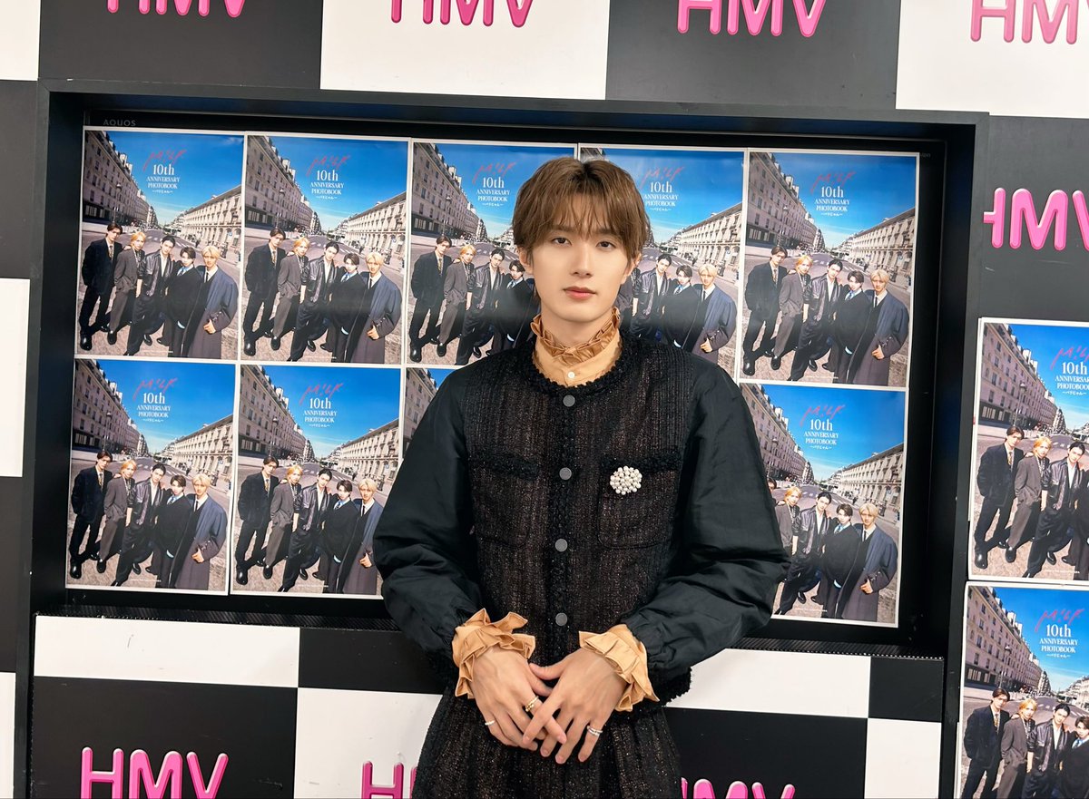 M!LK写真集 『M!LK 10th ANNIVERSARY PHOTOBOOK 〜パリじゃん〜』 個別