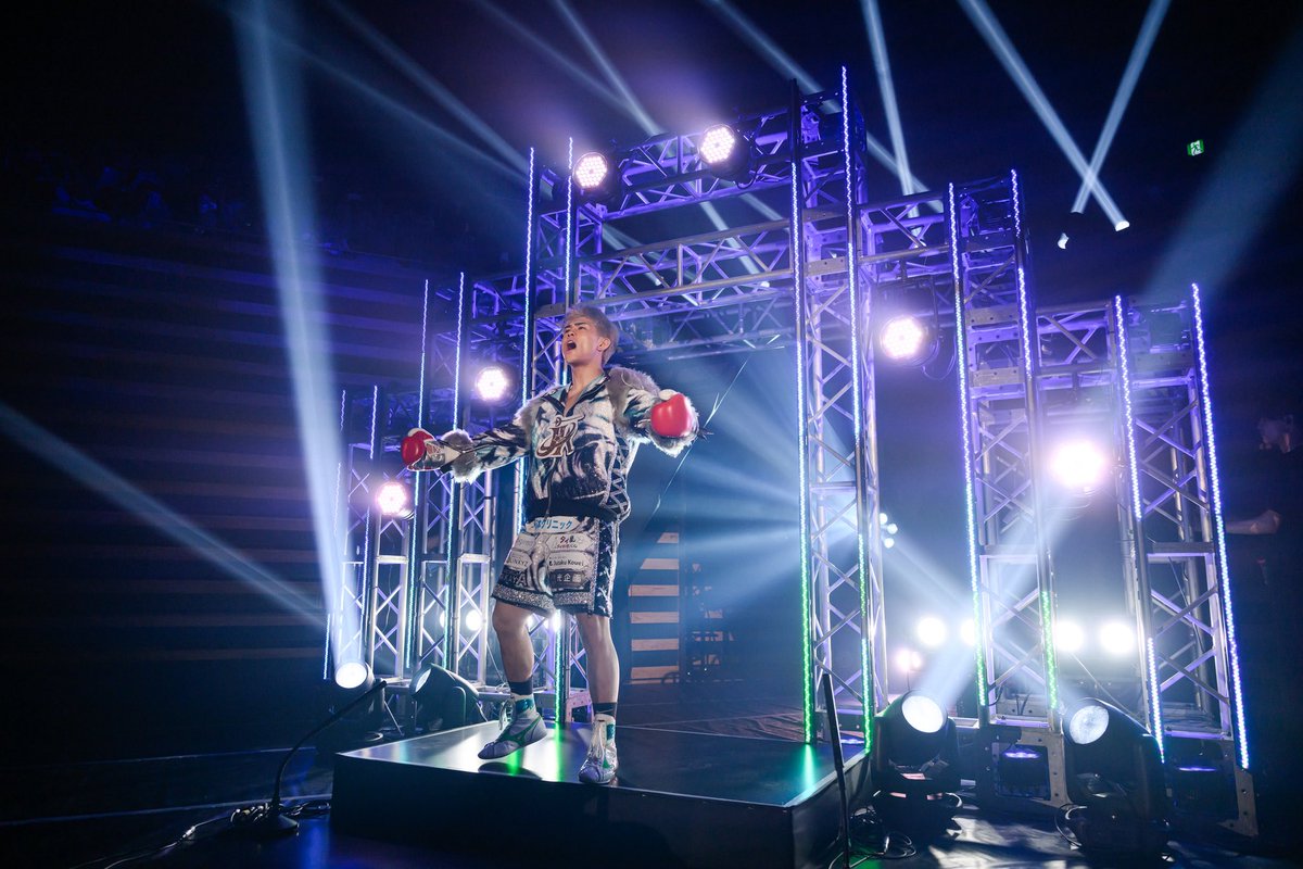 昨日の世界タイトルマッチはKO負けでした。 この試合に全て賭けてき