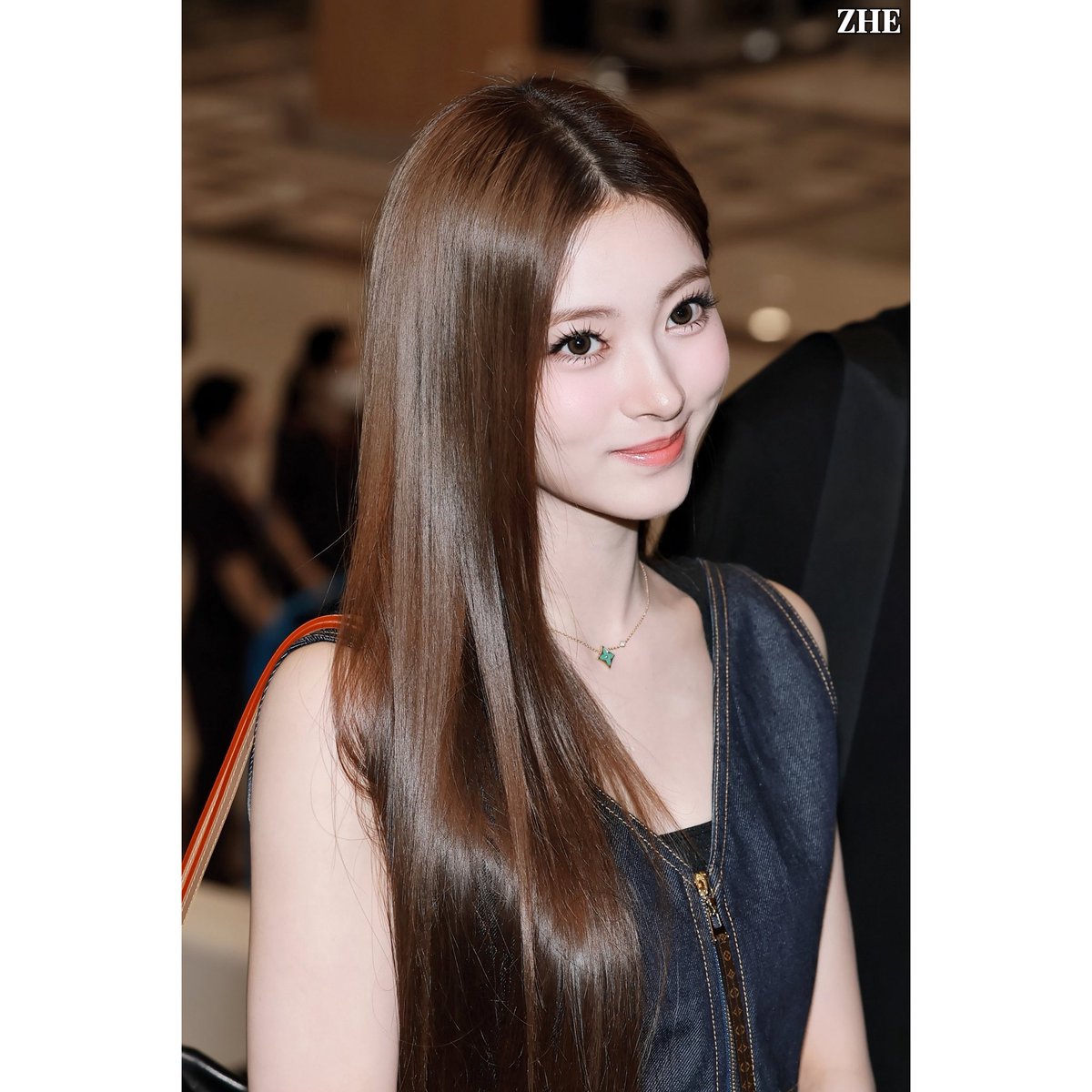 250602 — Anna at Gimpo airport wearing louis vuitton 🤍 #MEOVV