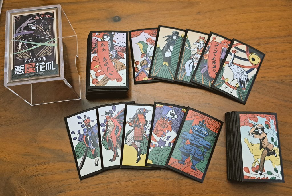 悪魔花札やばい、1枚1枚花札に合わせたデザインがすごく凝ってて