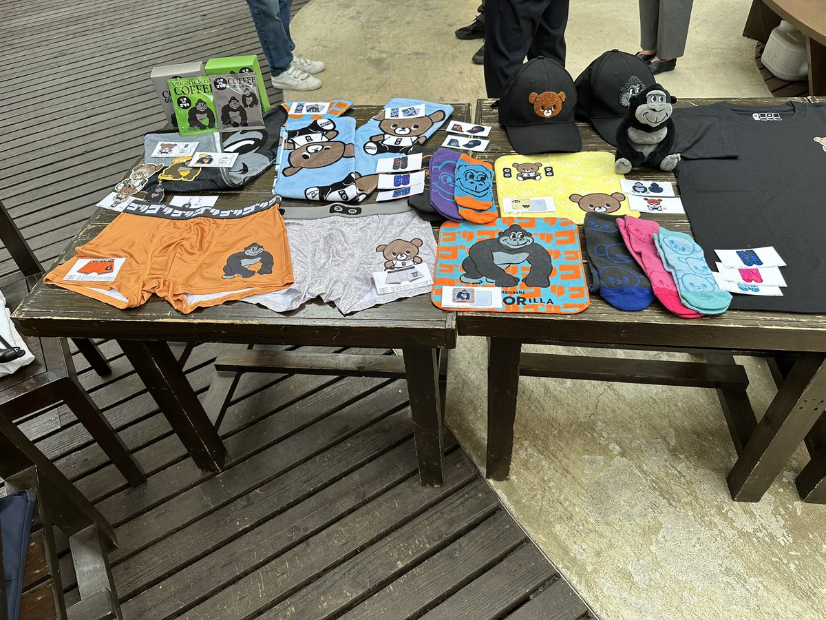 今日は山梨・北杜市白州のキャンプ場『べるガ』にて記者会見。 俺が