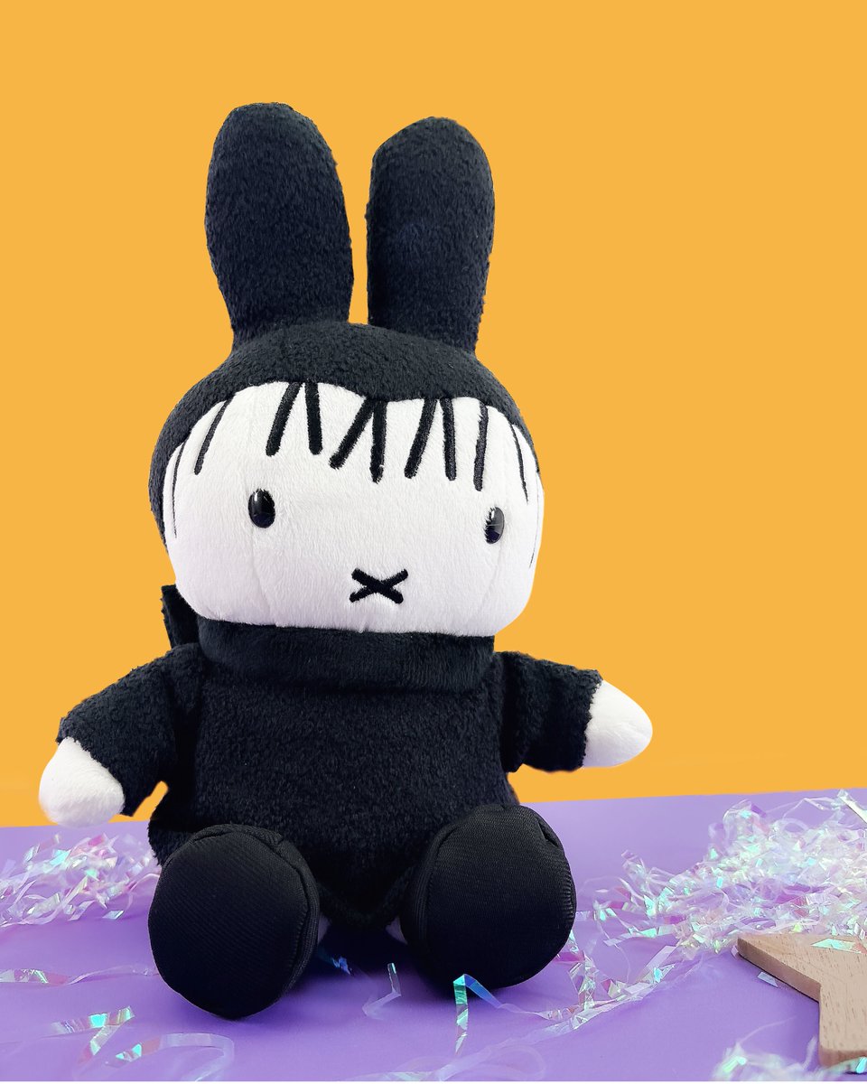○2025年9月6日(土)発売！ miffy style限定 魔女ぬいぐるみ○ ディック
