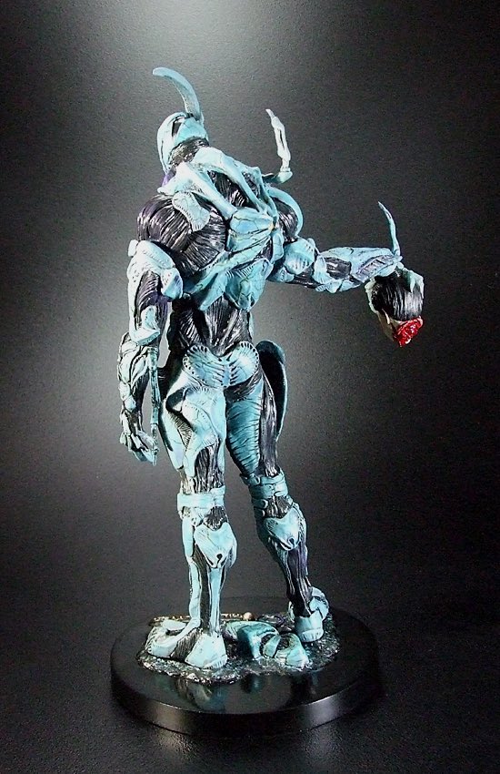 フューチャーモデルズ 「強殖装甲ガイバー」 2種類のガイバー