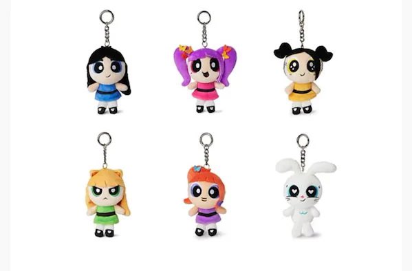 NewJeans✖️LINE FRIENDS ニュージーンズ 公式グッズ Qoo10で予約受付