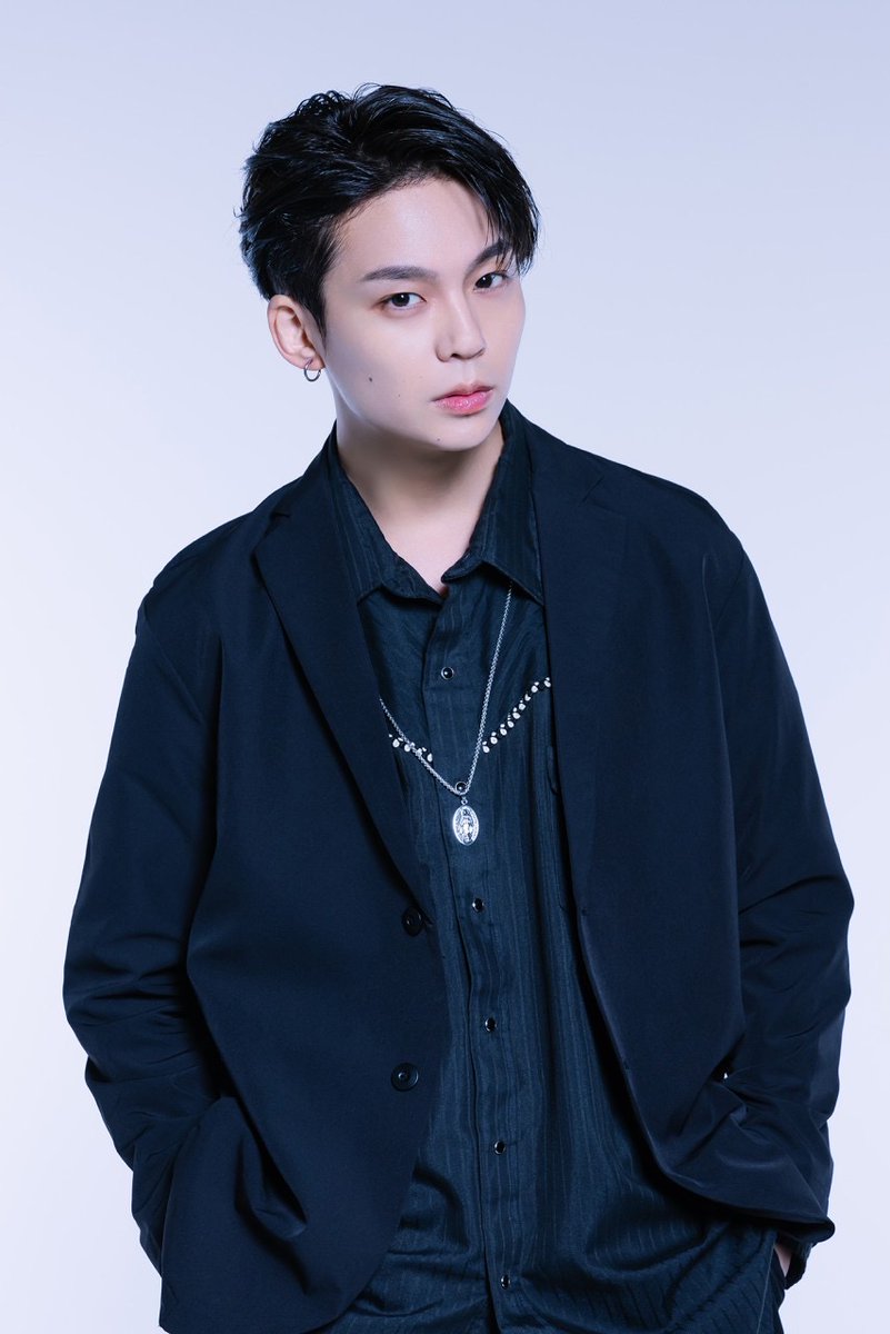 ONENONLY (ワンエンオンリー) ボーカル🎤 REI(沢村 玲) ＼ □Instagram