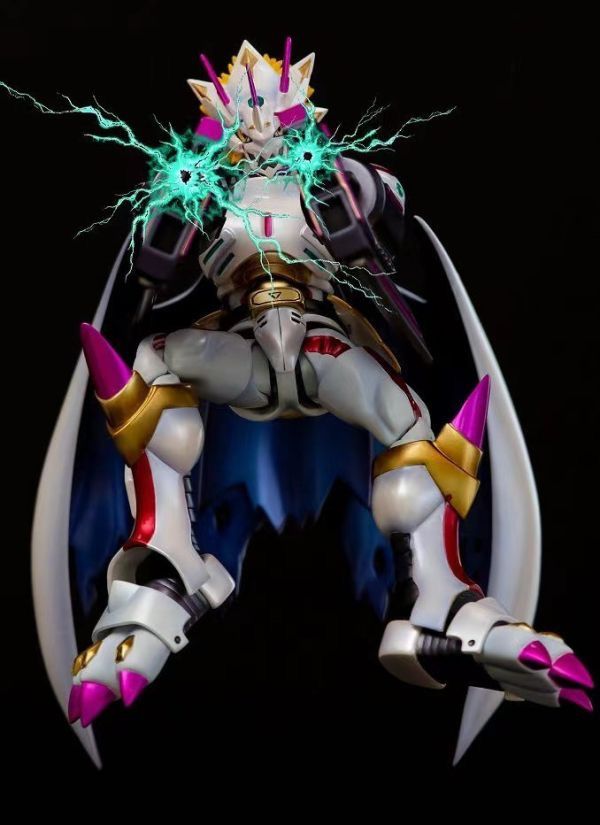 This #Siriusmon (シリウスモン) custom figure courtesy of