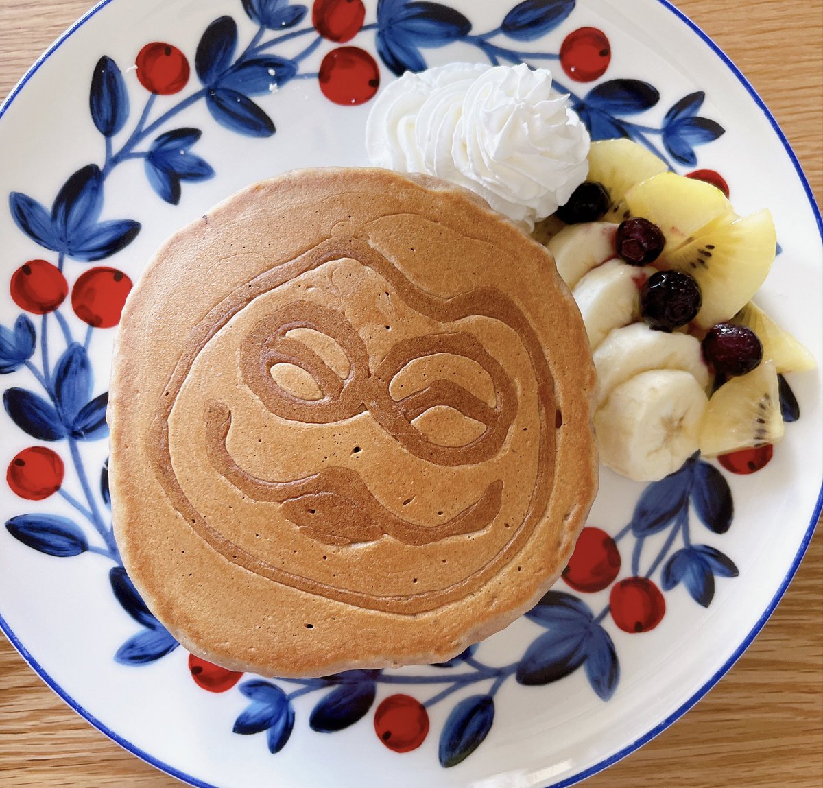 朝ごはんは、息子の大好きなバムとケロの絵本シリーズの、ケロちゃんの