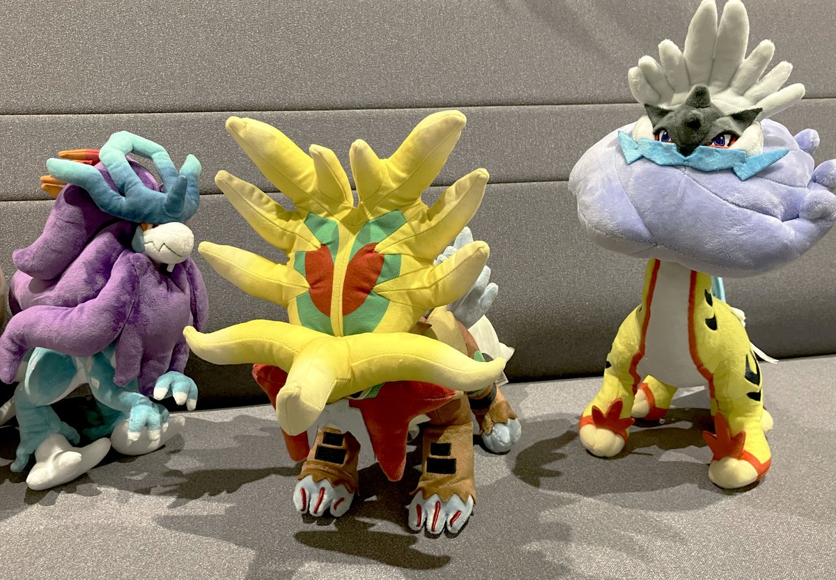 あの3匹の伝説の #ポケモン の姿とどこか似ている…❓ パラドックス