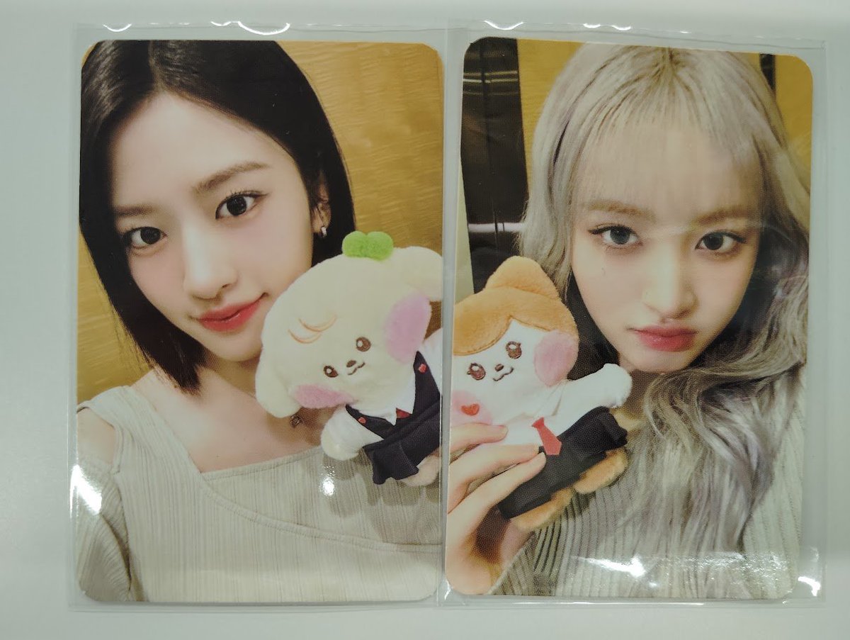 IVE #minive #minini 「IVE SWITCH POP-UP」よりアクスタ、フォトー