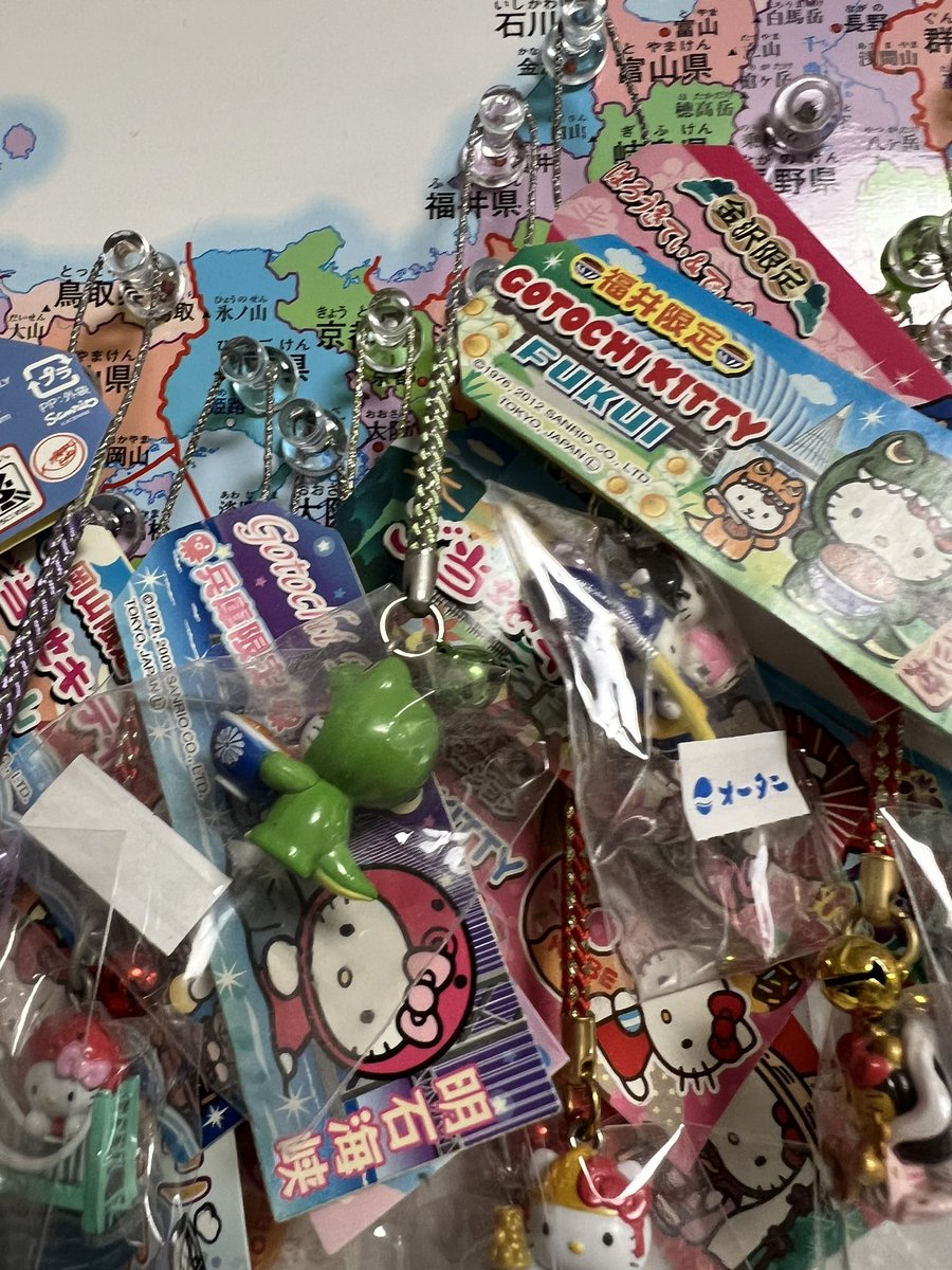 今ってもしかしてこのタイプのご当地キティちゃんって出回ってない