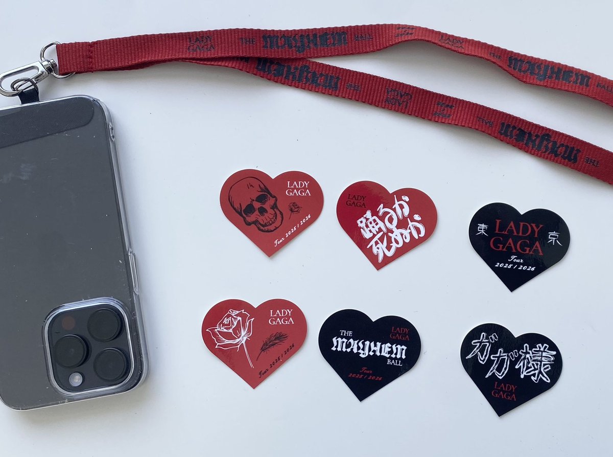 ただいま、会場のCD販売ブースにて アルバム『メイヘム』関連商品をご