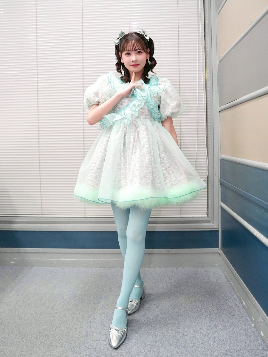 👗FRUITS ZIPPER 新衣装👗 ✨👓メガネ衣装👓✨ 💚櫻井優衣 @yui_fz0221