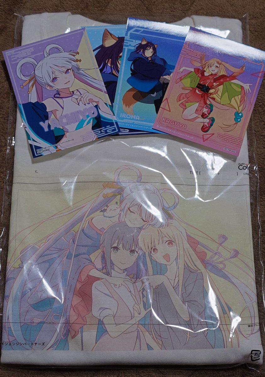 アニメイトで超かぐや姫！のグッズ買ってきた これは絶対欲しいと思っ