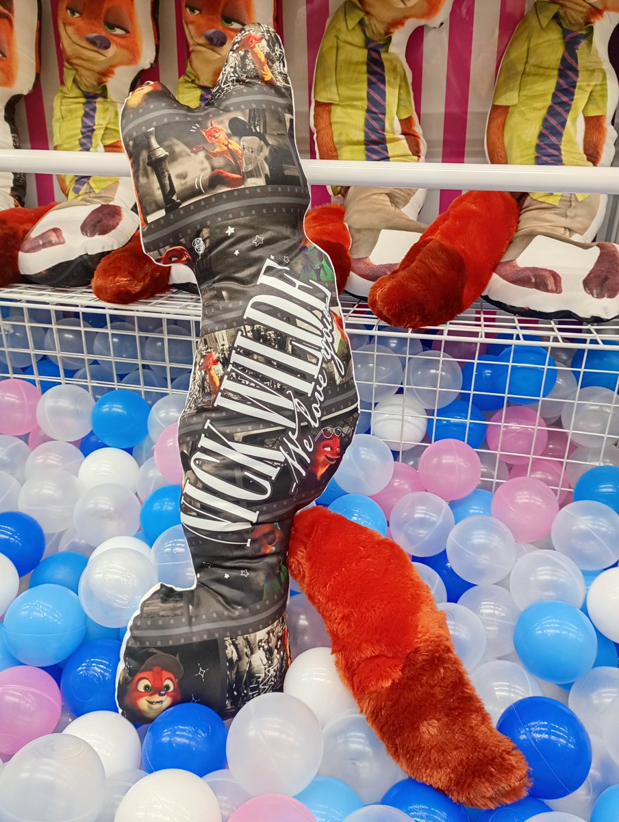 新景品情報】 #ズートピア WE LOVE YOU! -Nick Wilde- しっぽ付き